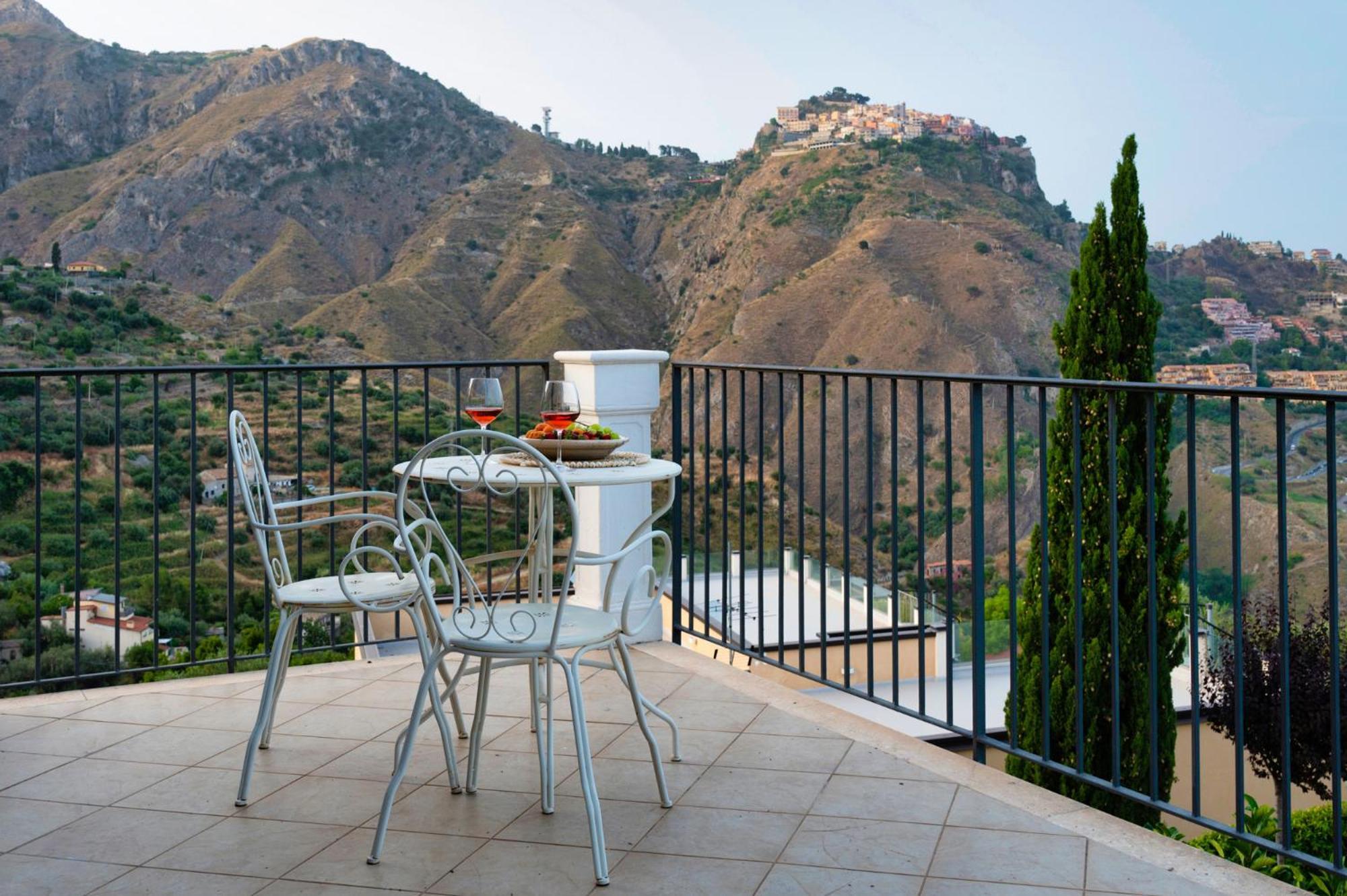 Willa Casa Mathea Taormina Zewnętrze zdjęcie